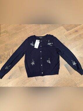 NWT Chloe + Jasmine ocean embroidered cardigan with silver shell buttons - L